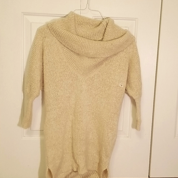 Express Sweater - Picture 1 of 2
